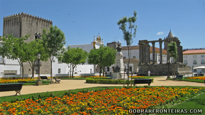 Templo romano de Diana em Évora