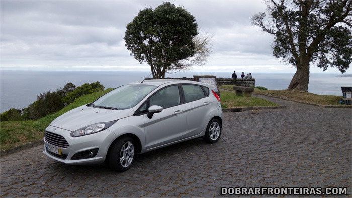 Carro alugado na ilha de São Miguel, Açores