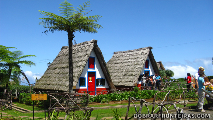 casas tipicas santana ilha madeira