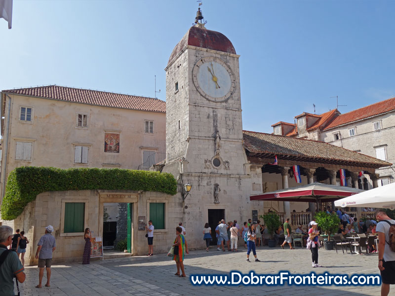 torre relogio trogir