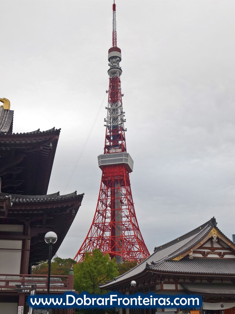 Torre de Tóquio e o templo Zōjō-ji