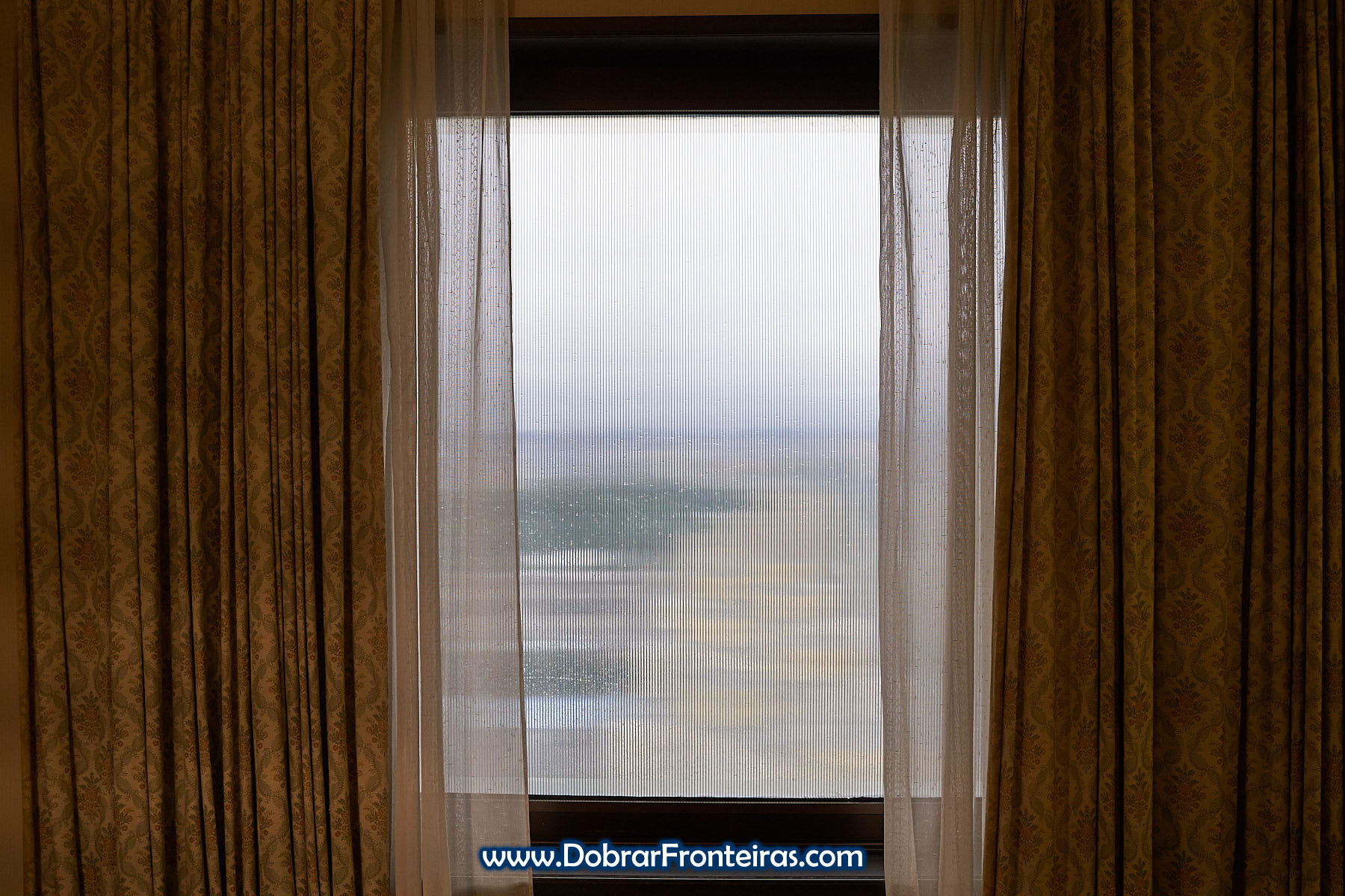 janela do hotel Koryo em Pyongyang