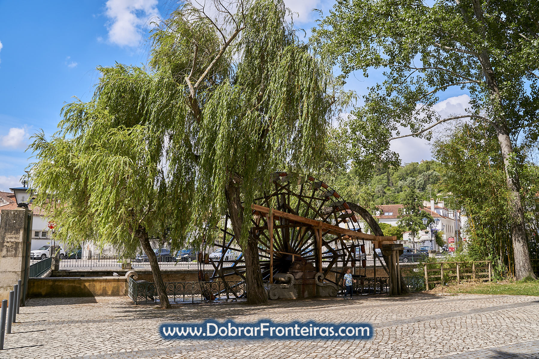 Nora em Tomar no rio Nabão